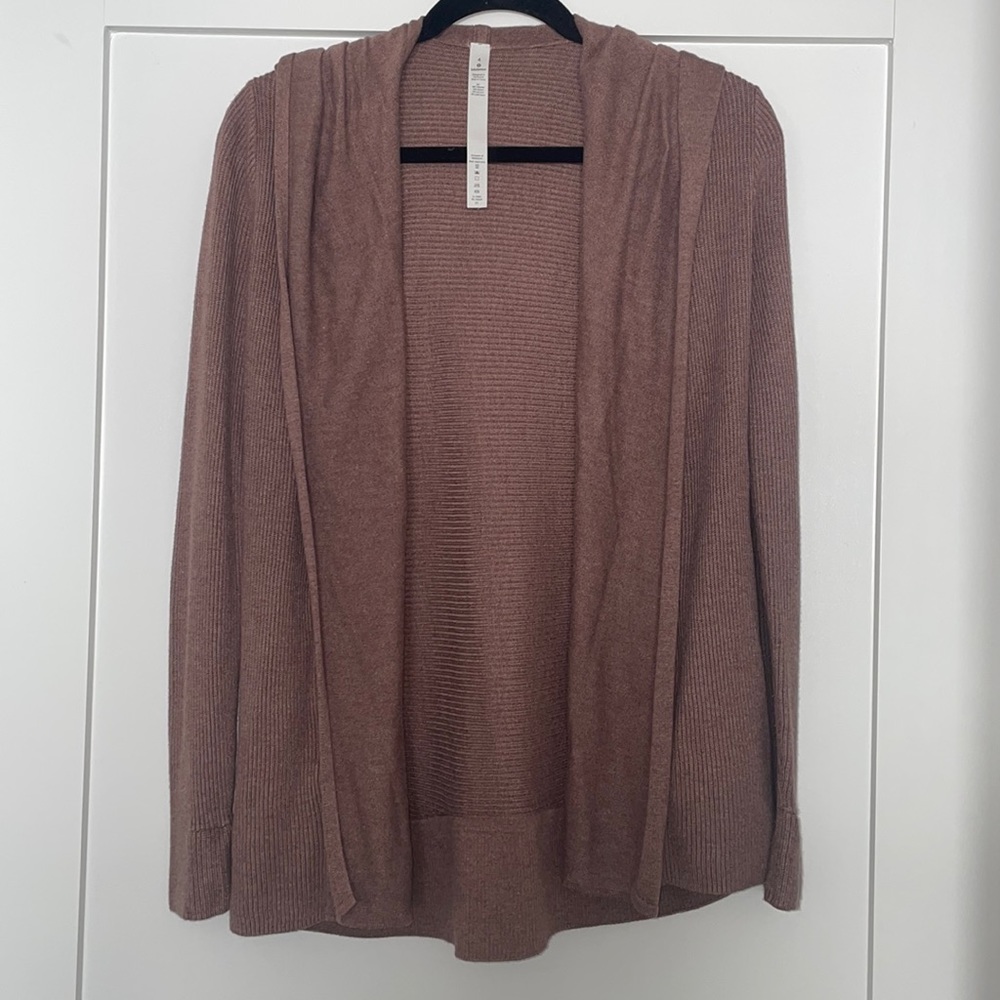 Lululemon sundown wrap